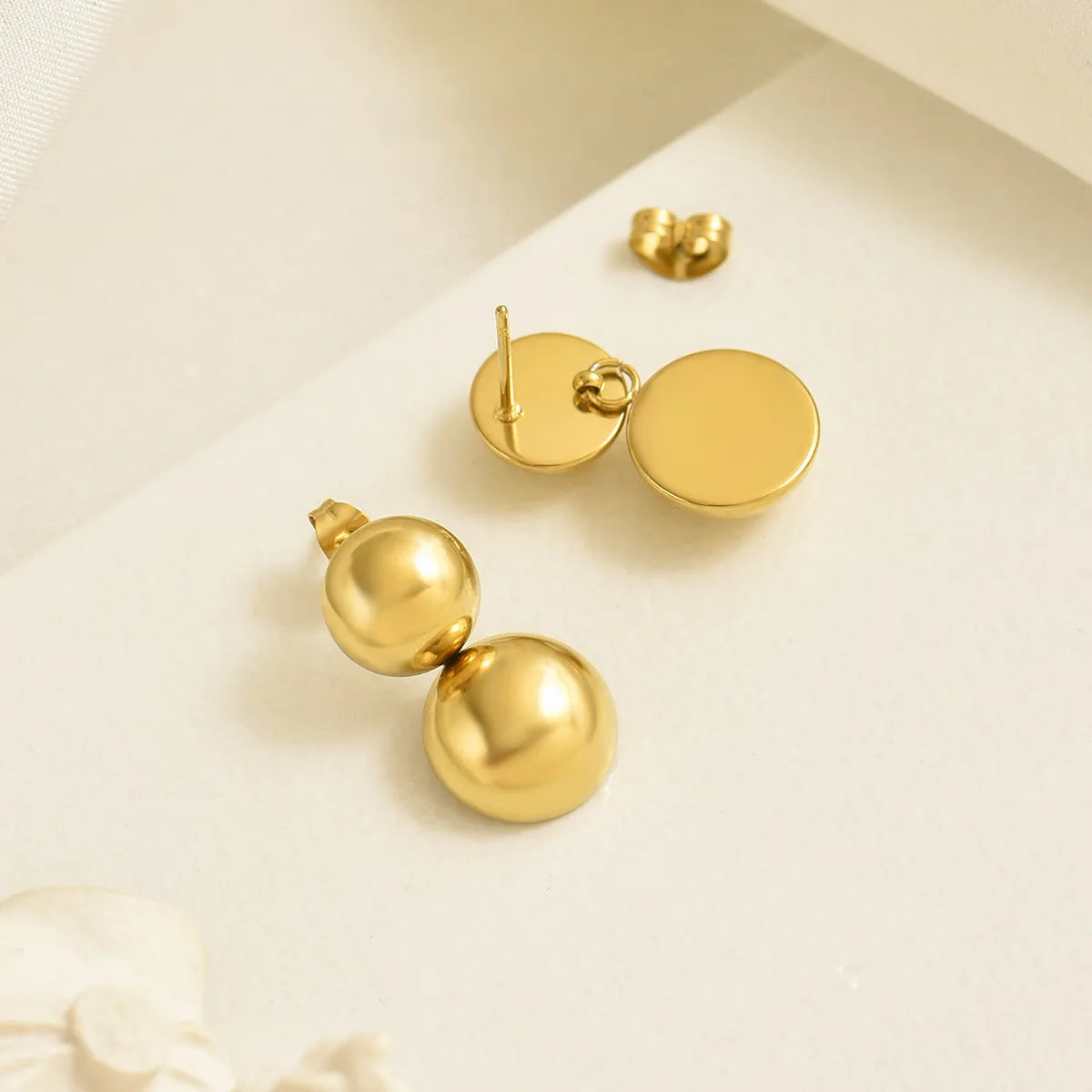 Aretes Bolas Dorado Acero Inoxidable
