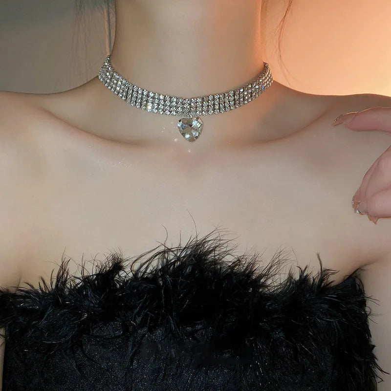 Gargantilla Estilo Moderno Corazón