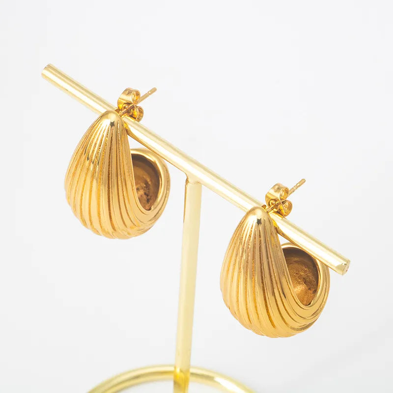 Aretes Gota Dorados Acero Titanio
