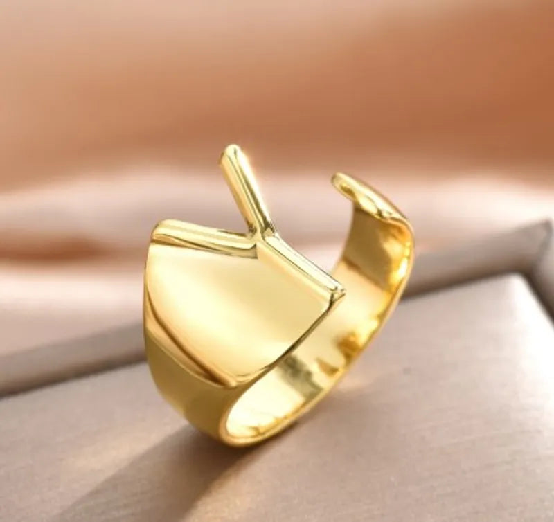 Anillo Moderno Letra Cobre