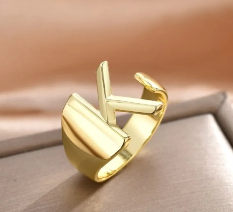 Anillo Moderno Letra Cobre