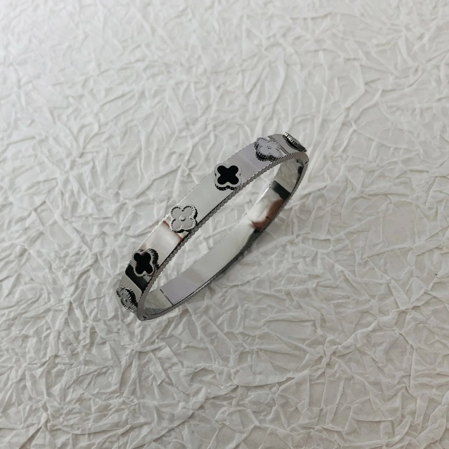 Pulsera Trébol Acero Titanio
