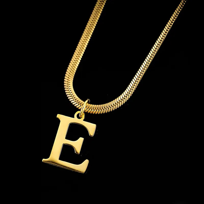 Collar Letra Acero Titanio