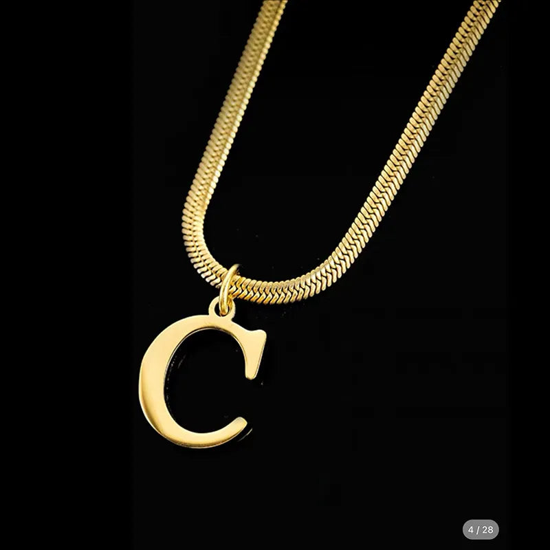 Collar Letra Acero Titanio