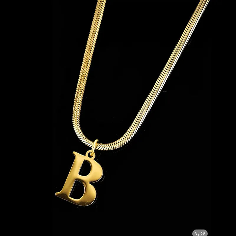Collar Letra Acero Titanio
