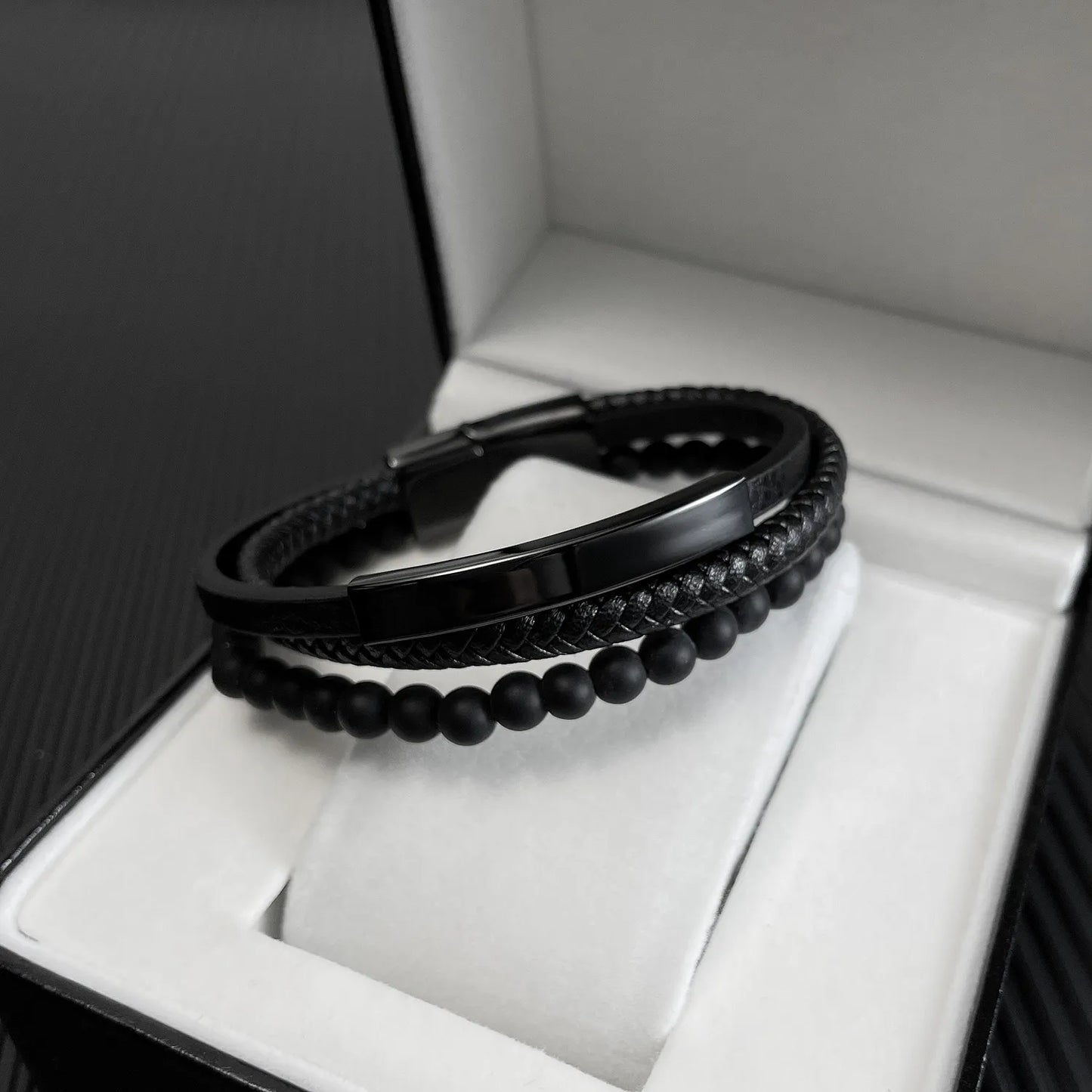 Pulsera Triple Trenza Negra