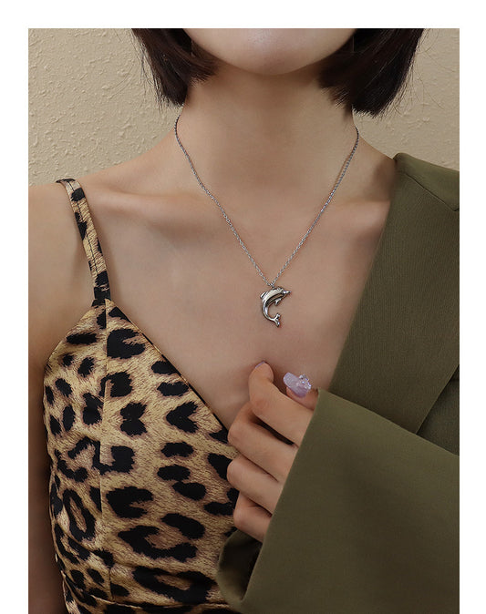 Collar Delfín Acero Titanio