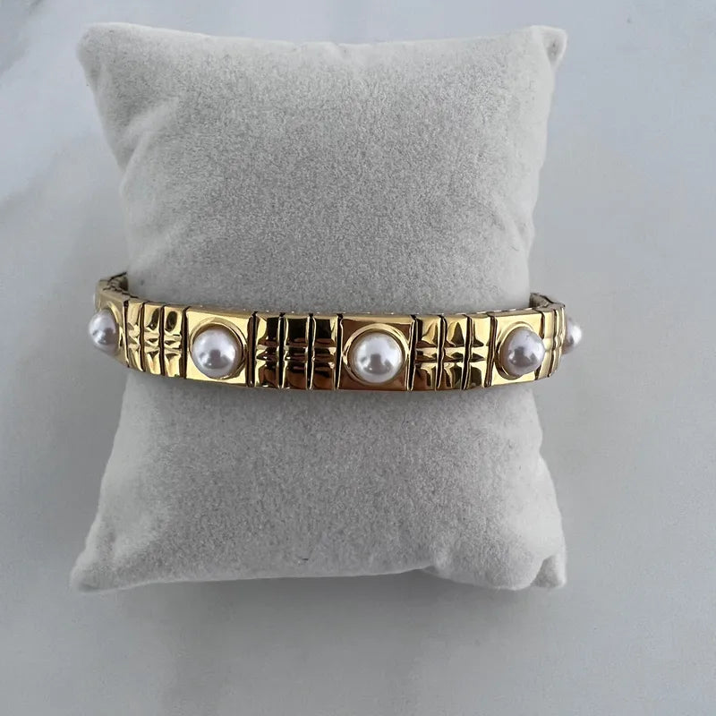 Pulsera Perlas Dorada Acero Inoxidable