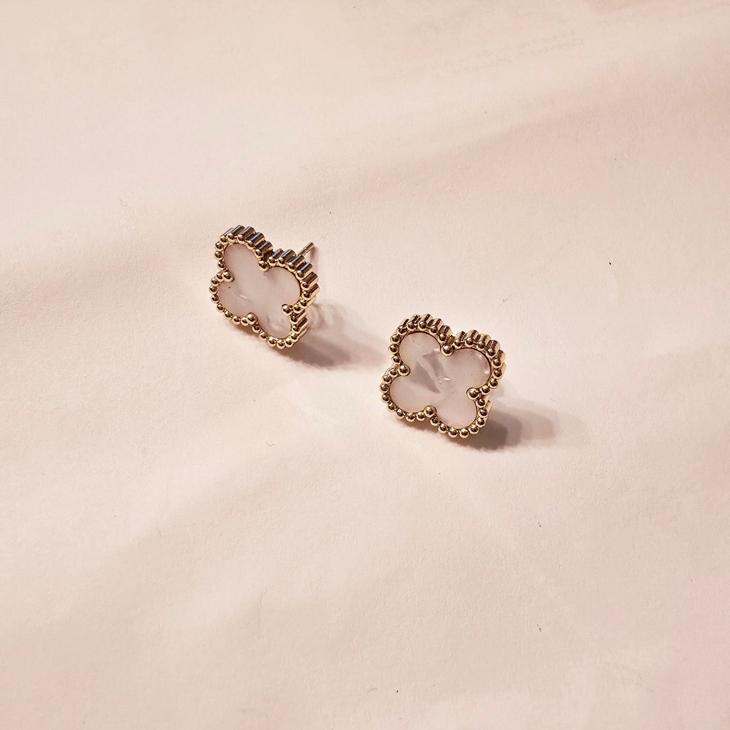 Aretes Trébol Blanco Acero Inoxidable