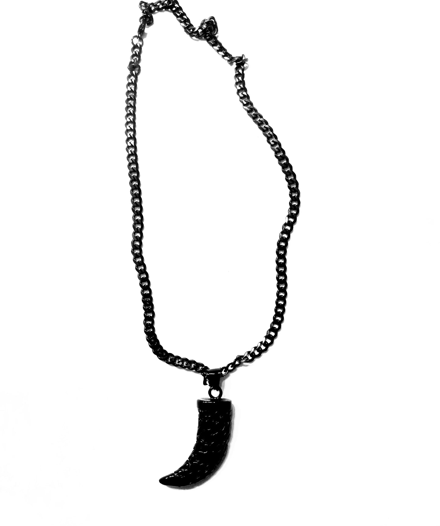 Collar Cuerno Negro