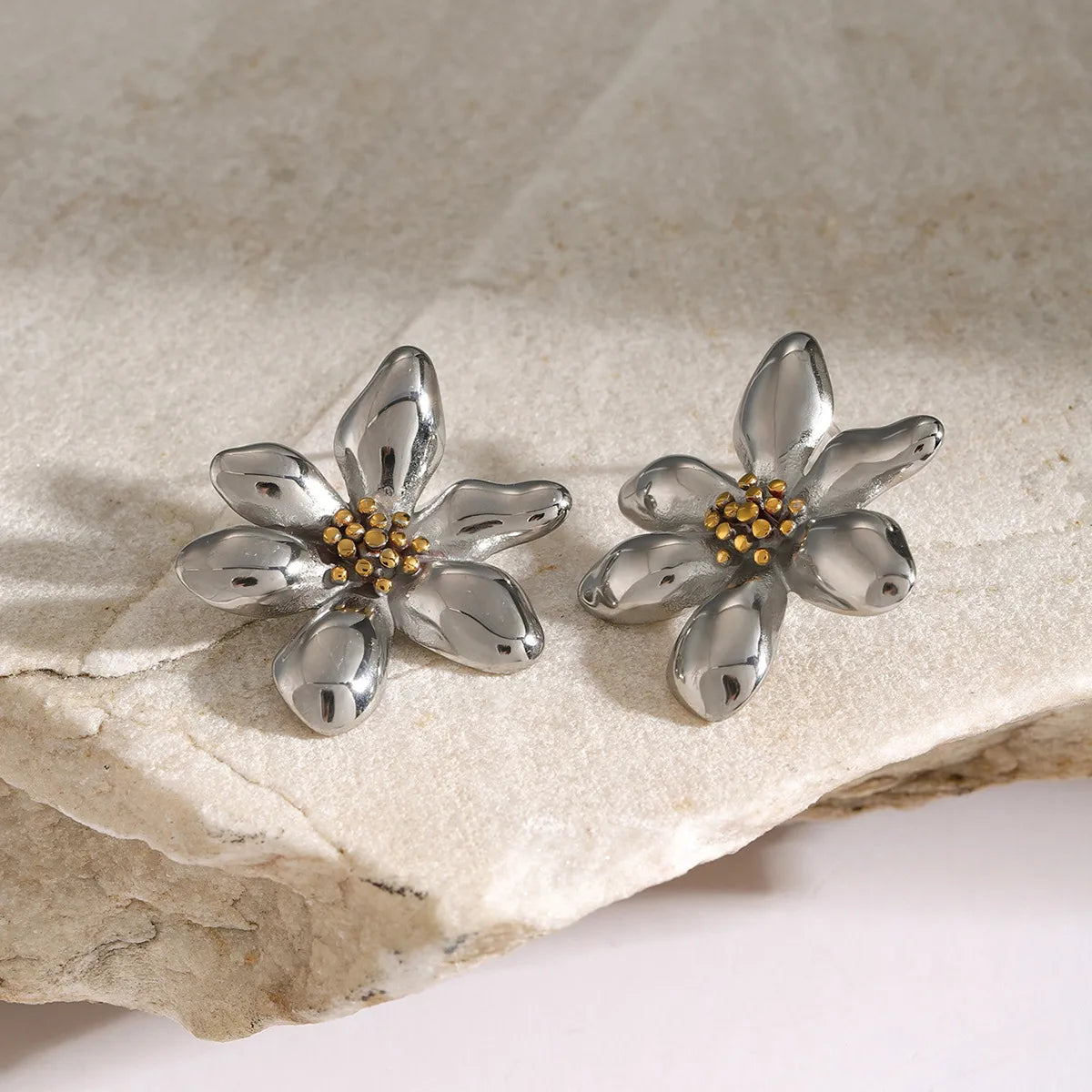 Aretes Flor Bicolor Acero Inoxidable
