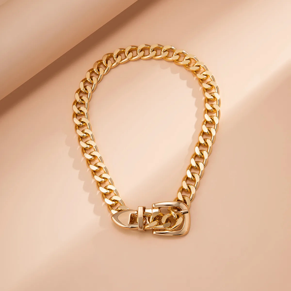 Collar Vintage Cinto Dorado