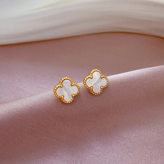 Aretes Trébol Acero Titanio