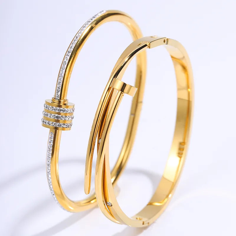 Set Pulseras Clavo Dorado Acero Inoxidable