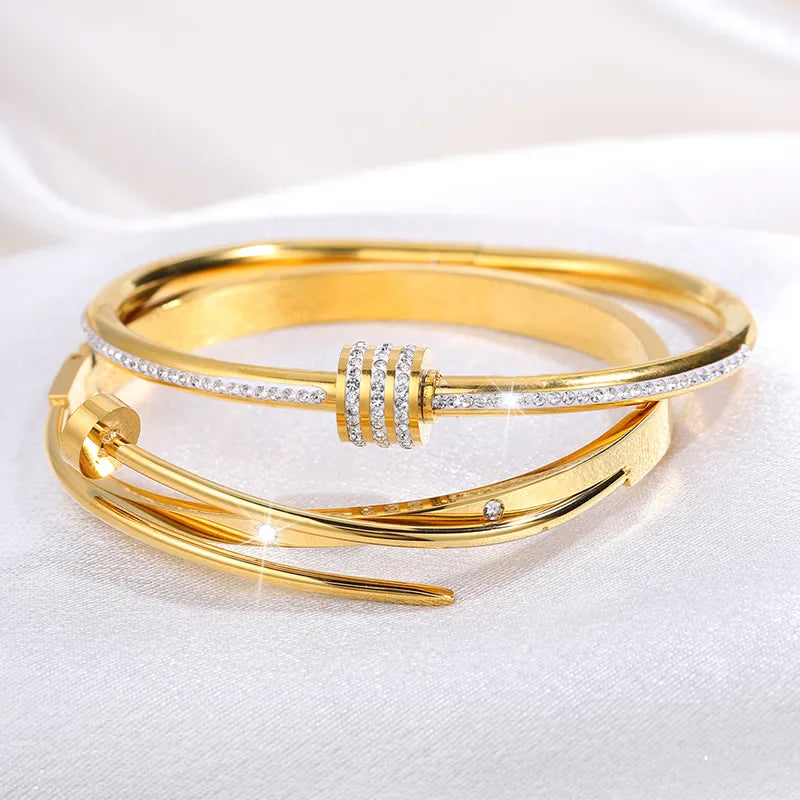 Set Pulseras Clavo Dorado Acero Inoxidable