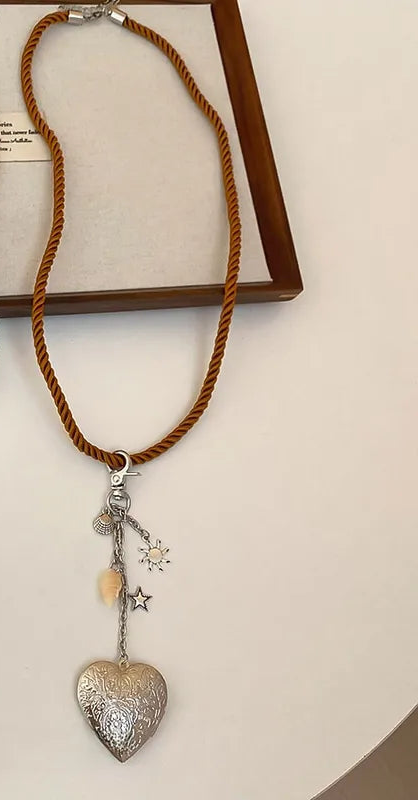 Collar Corazón Tela Aleación