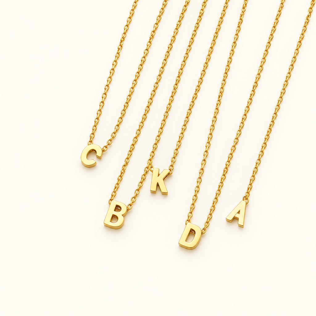 Collar Letra Dorado Acero Inoxidable