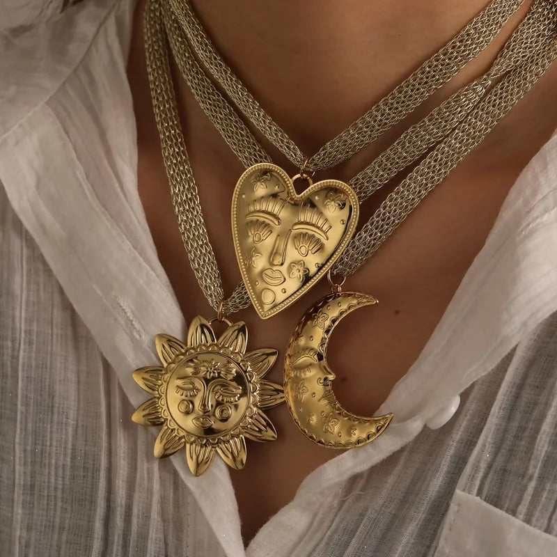 Collar Hilo Dorado Corazón Acero Inoxidable