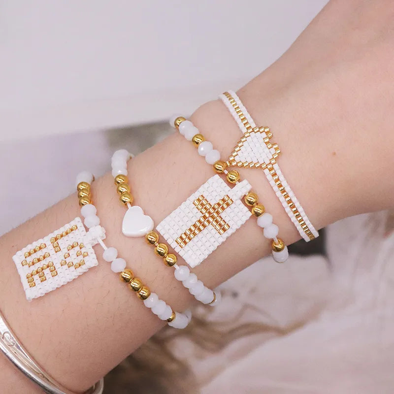 Pulsera Tejida  Cruz Corazón Love