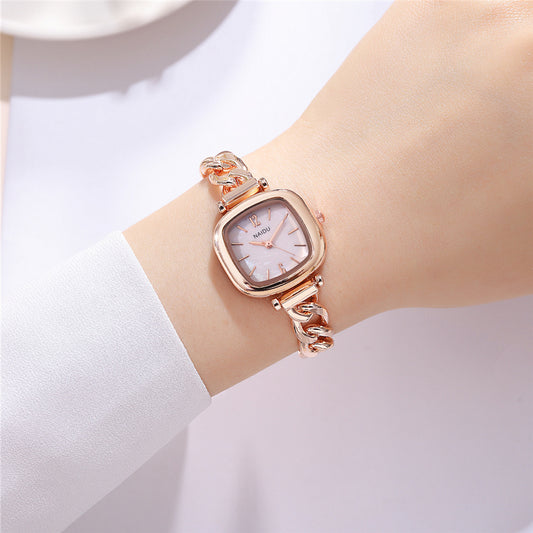 Reloj Cuadrado Cadena Oro Rosado