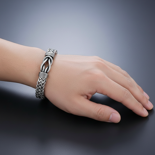 Pulsera Nudo Plateada Acero Inoxidable