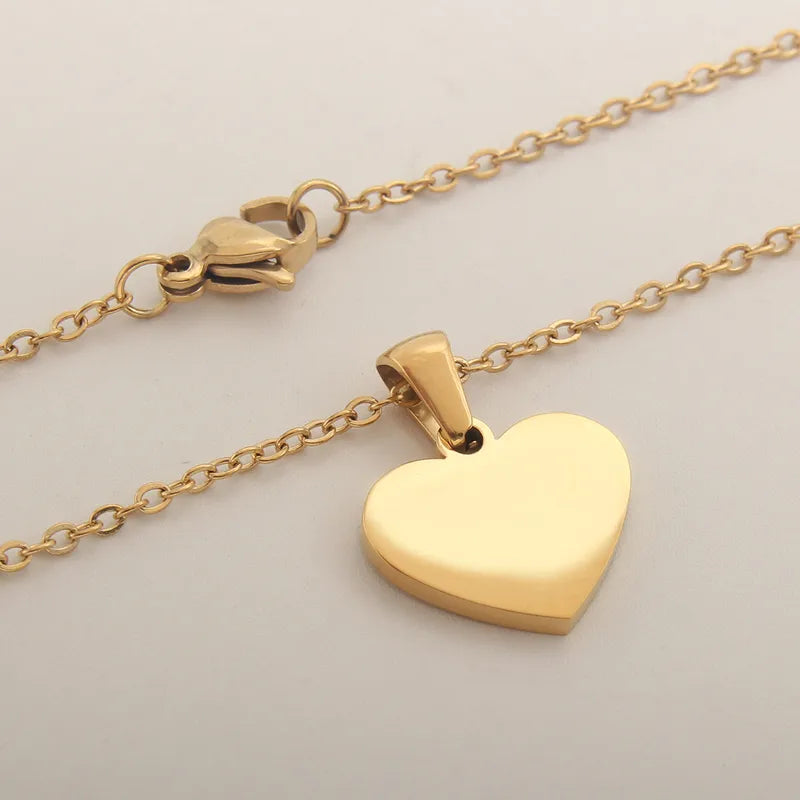 Collar Letra Corazón Acero Inoxidable