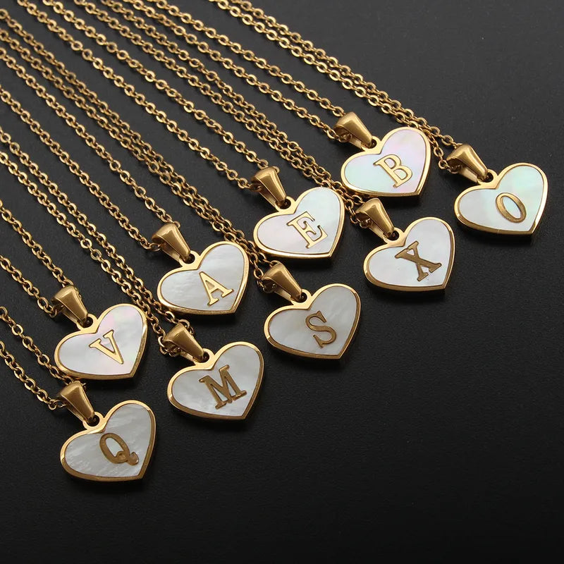 Collar Letra Corazón Acero Inoxidable