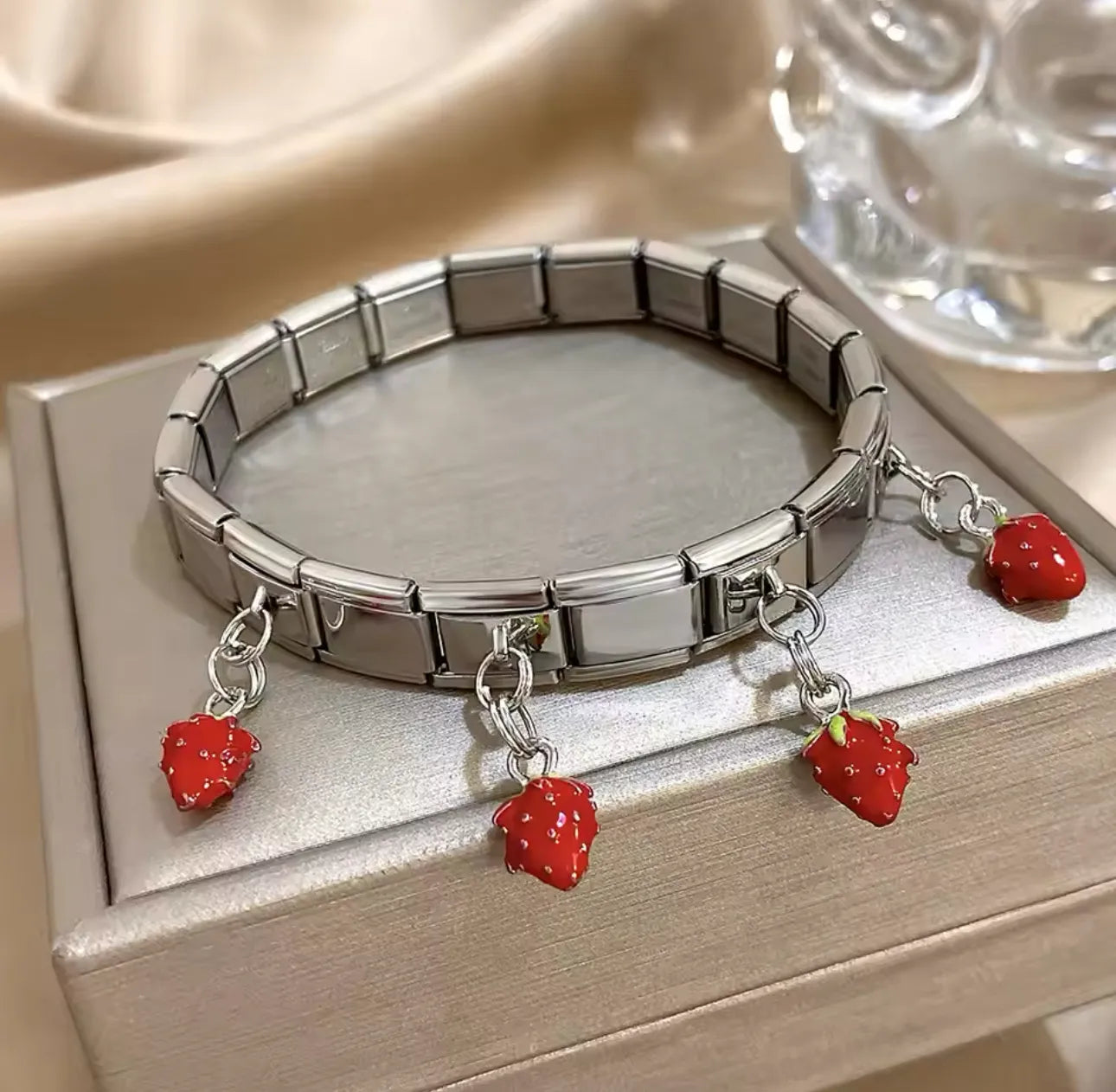 Pulsera Italiana Fresas Acero Inoxidable