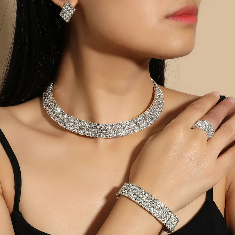 Set Collar 4 Filas Elegante