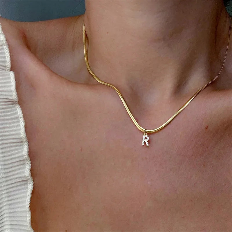 Collar Circón Letra Acero Titanio