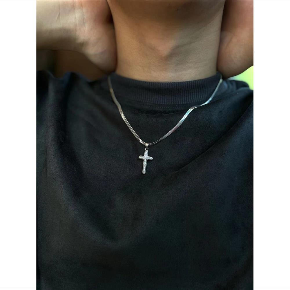 Collar Cruz Acero Titanio