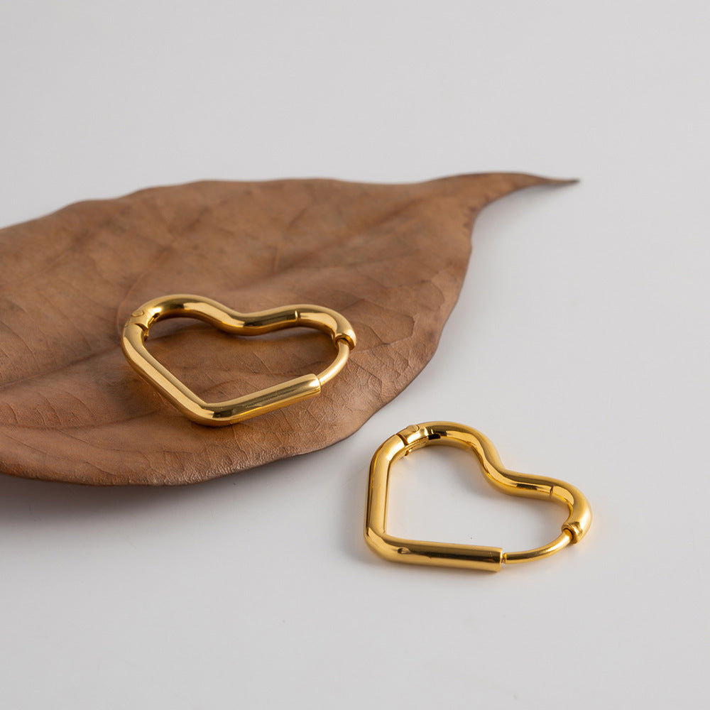 Aretes Corazón Dorado Acero Titanio
