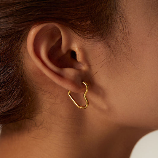 Aretes Corazón Dorado Acero Titanio