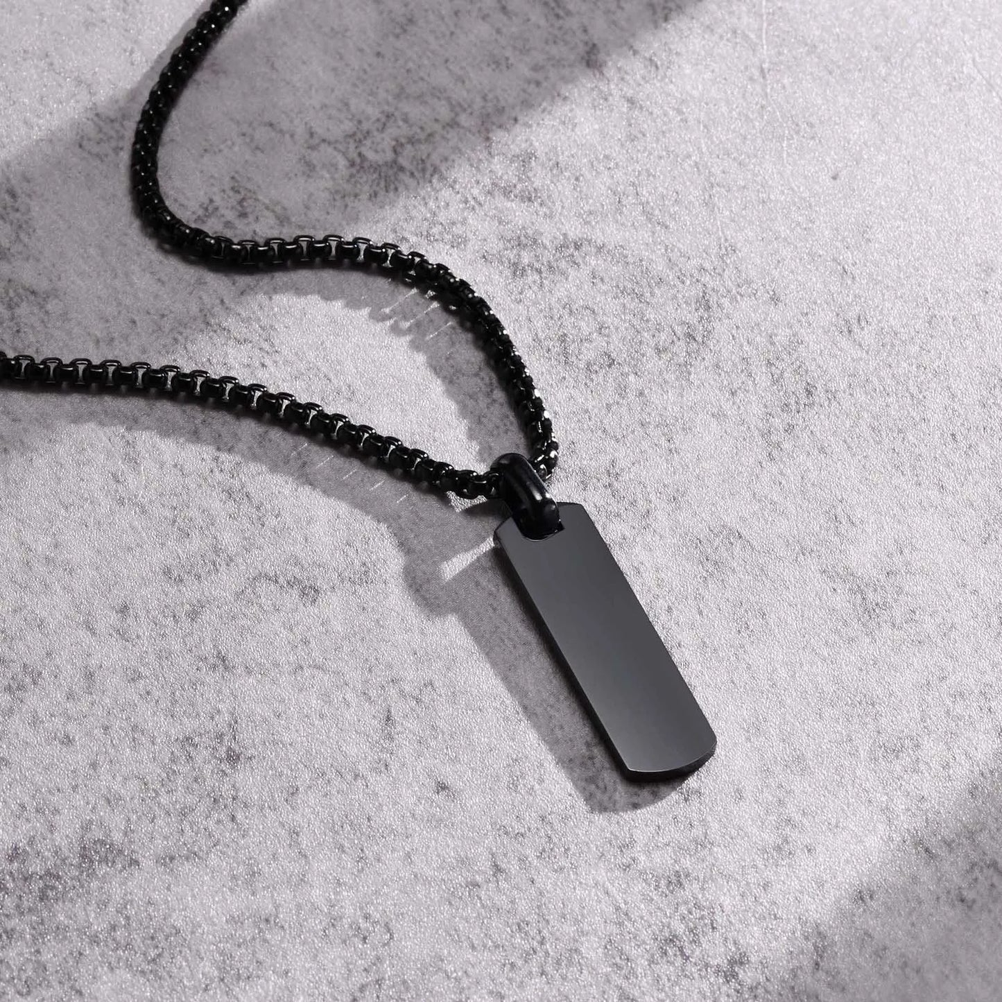 Collar Rectangular Negro Acero Inoxidable