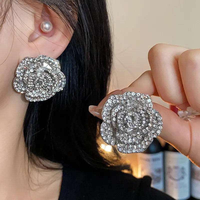 Aretes Flor Elegante Aleación