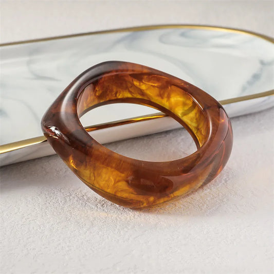 Pulsera Gruesa Acrílico Ámbar