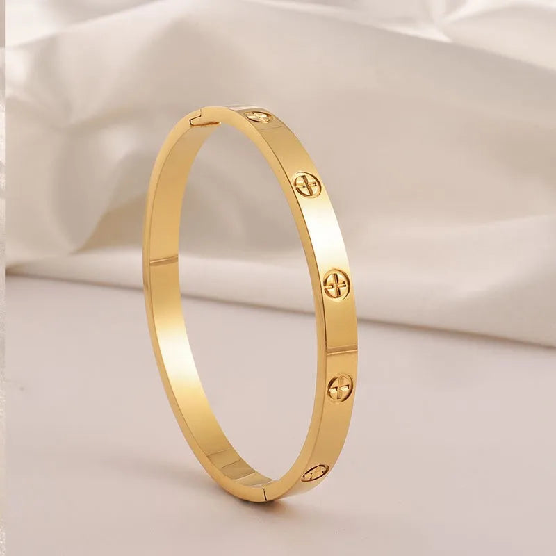 Pulsera Tornillo Dorada Acero Inoxidable