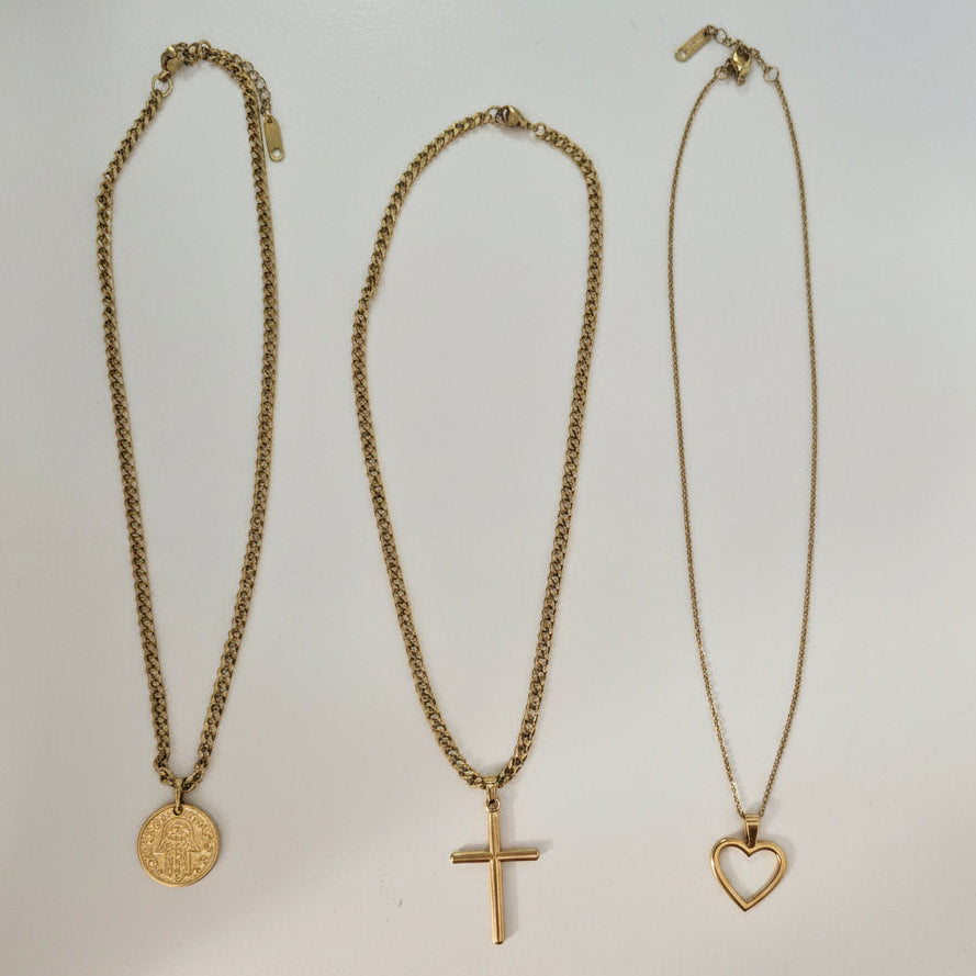 Set Collares Ojo Mano Cruz Corazón Acero Inoxidable