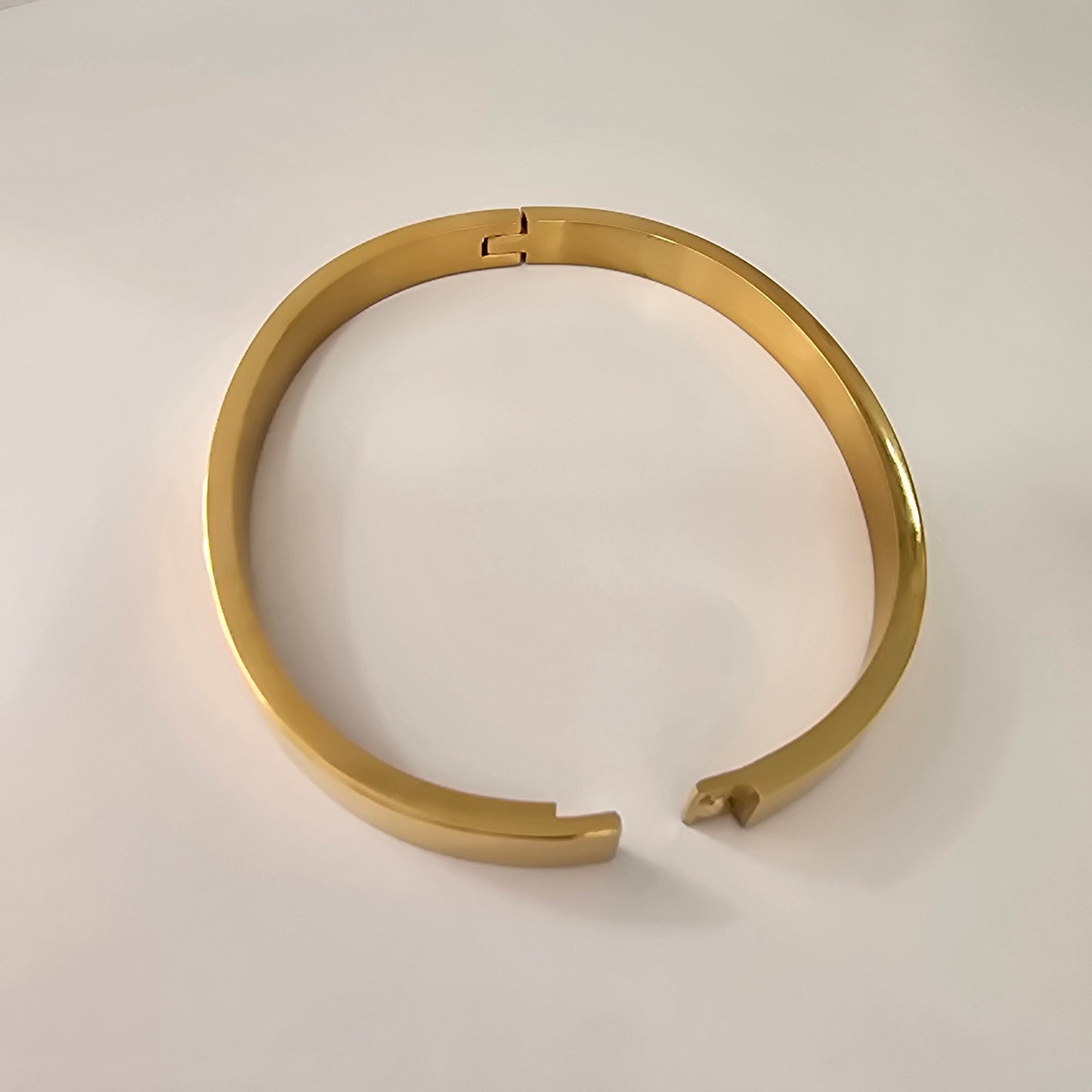 Pulsera Rígida Dorada Acero Inoxidable