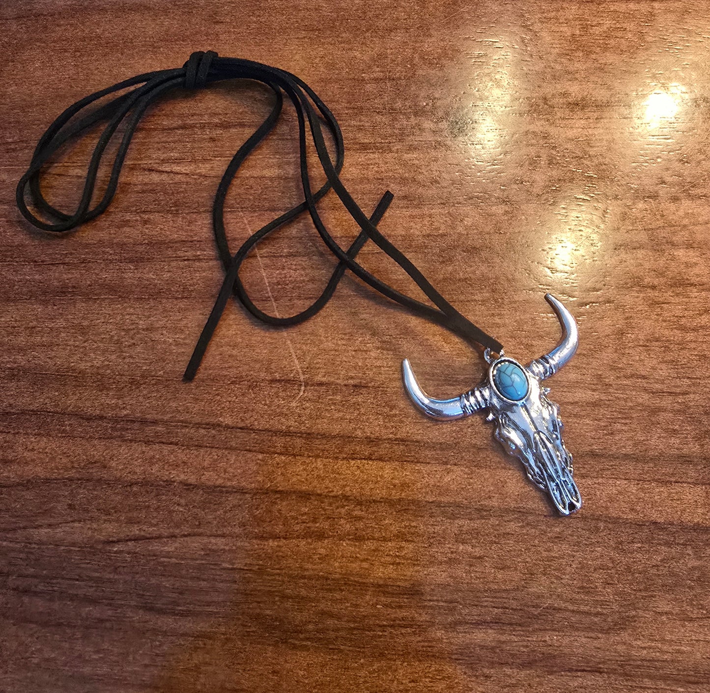 Collar Cabeza Toro Turquesa Cuerda Aleación